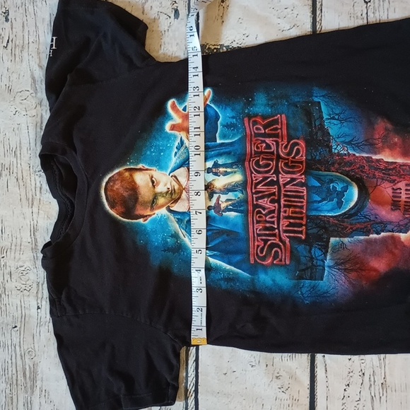 Universal Stranger Things 2018 Black Tee Shirt XS - Picture 4 of 6